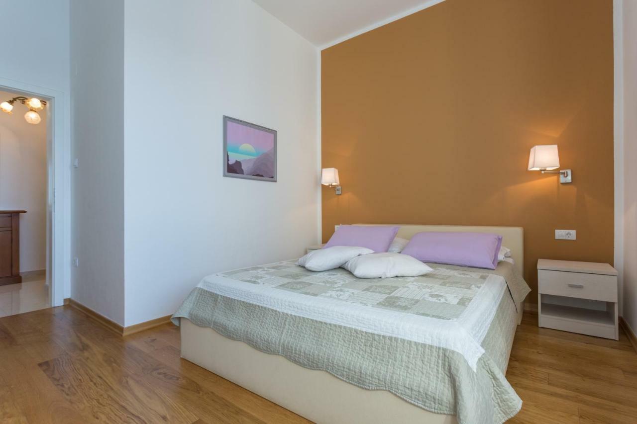 Appartement Victoria 2 *